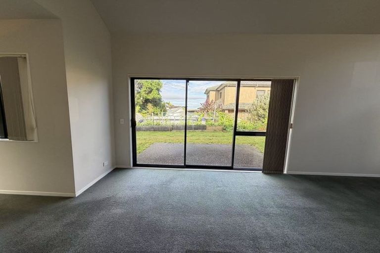 Photo of property in 133a Redoubt Road, Goodwood Heights, Auckland, 2105