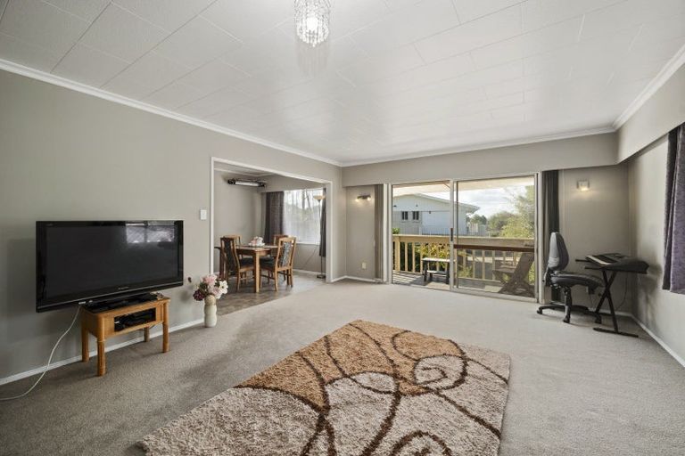 Photo of property in 24 Mckee Avenue, Fenton Park, Rotorua, 3010