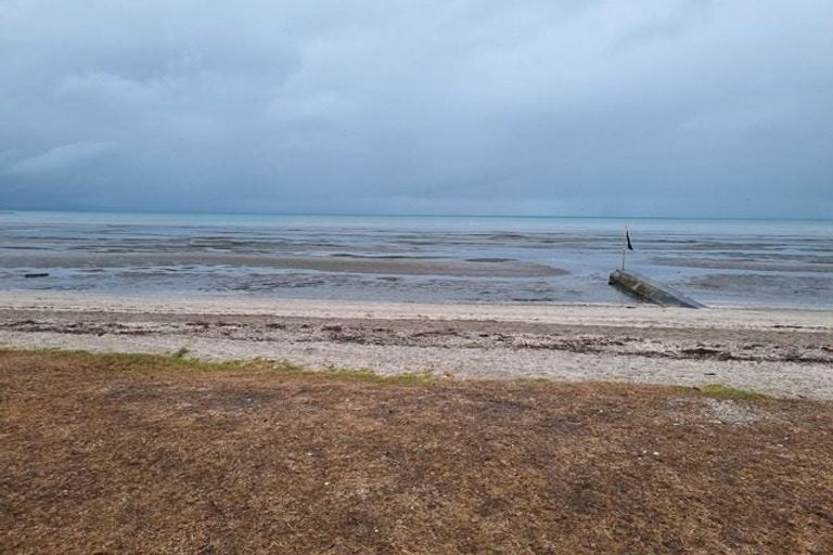 Photo of property in 1/23 The Esplanade, Eastern Beach, Auckland, 2012