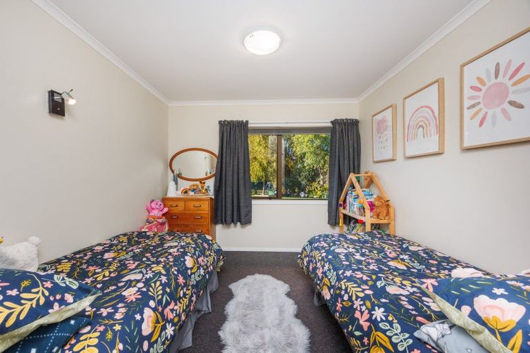 Photo of property in 34 Hazelhurst Line, Kelvin Grove, Palmerston North, 4470