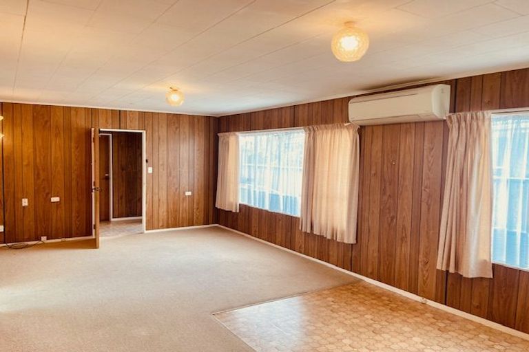 Photo of property in 80 Michael Road, Paraparaumu Beach, Paraparaumu, 5032