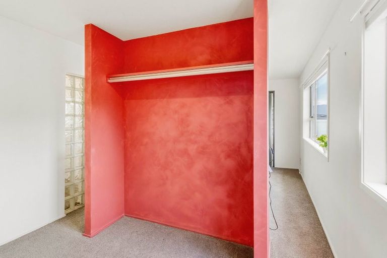 Photo of property in 40 Marine Parade, Macandrew Bay, Dunedin, 9014