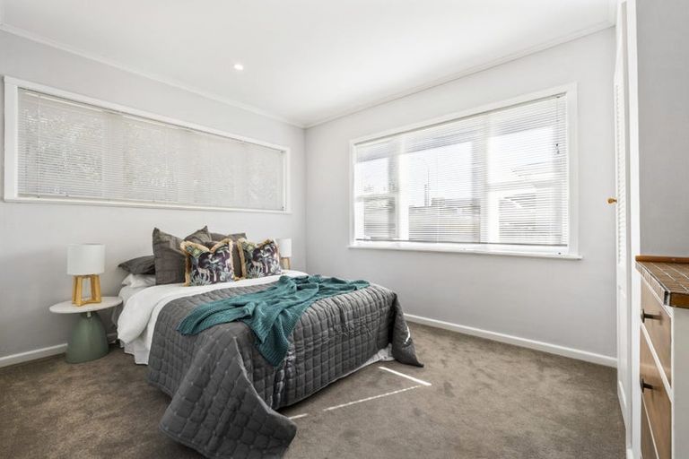 Photo of property in 21 Speedy Crescent, Hillcrest, Auckland, 0627