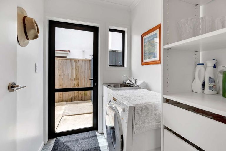 Photo of property in 1 William Street, Marton, 4710