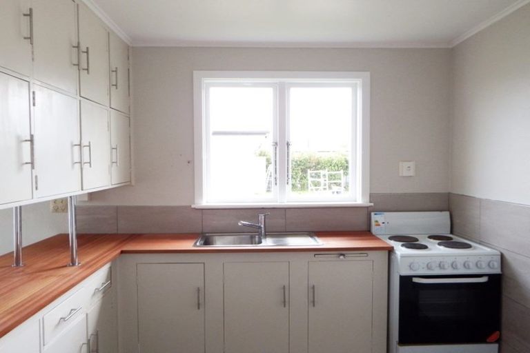 Photo of property in 13 Potaka Street, Marton, 4710