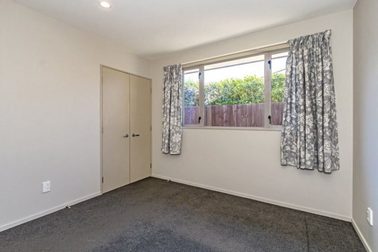 Photo of property in 11 Hideaway Gate, Parklands, Christchurch, 8083