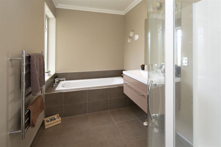 Photo of property in 36 Globe Bay Drive, Templeton, Christchurch, 8042