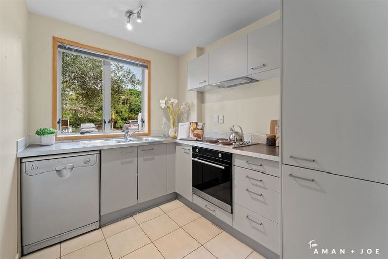 Photo of property in 59 Albionvale Road, Glen Eden, Auckland, 0602