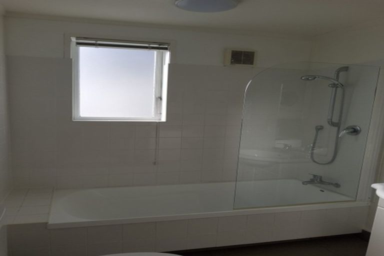 Photo of property in 221f The Terrace, Wellington Central, Wellington, 6011