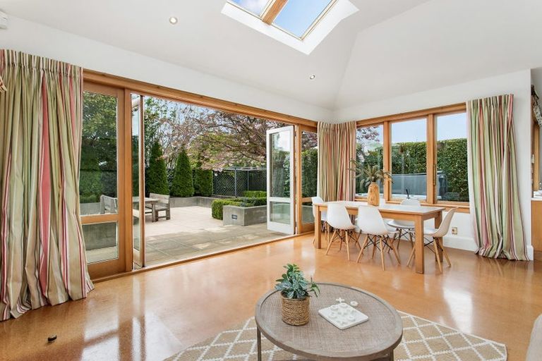 Photo of property in 42 Heaton Street, Merivale, Christchurch, 8052