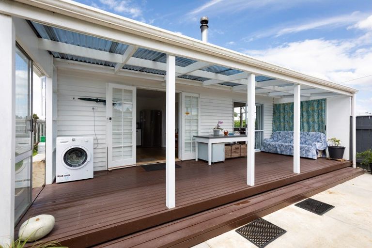Photo of property in 21 Hall Street, Woodville, 4920