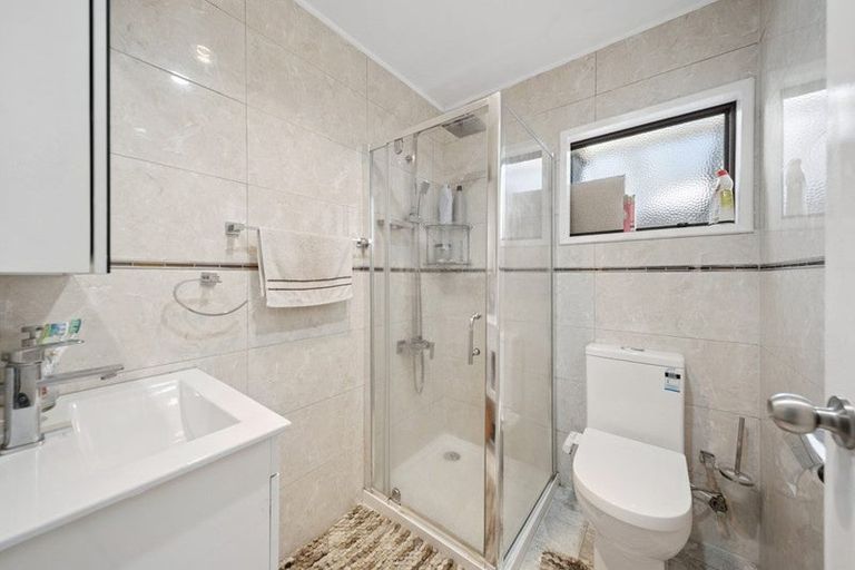 Photo of property in 2/86 Alfriston Road, Manurewa East, Auckland, 2102