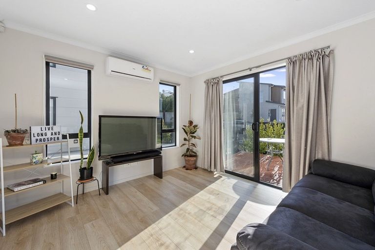 Photo of property in 11u1 Gazeley Avenue, Silverdale, Hamilton, 3216