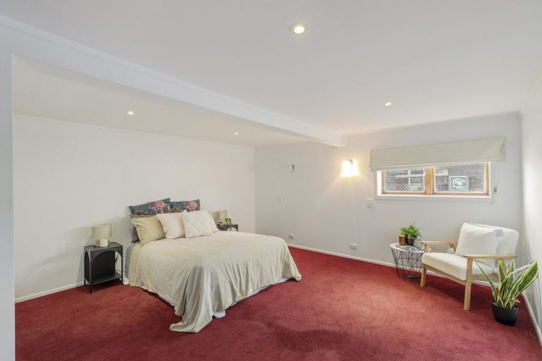 Photo of property in 43 Domett Street, Waitara, 4320