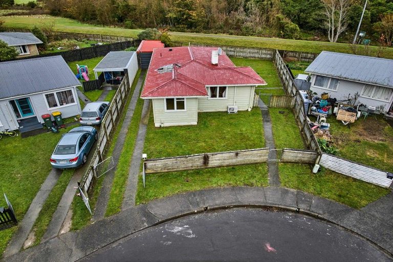 Photo of property in 11 Orewa Grove, Wainuiomata, Lower Hutt, 5014