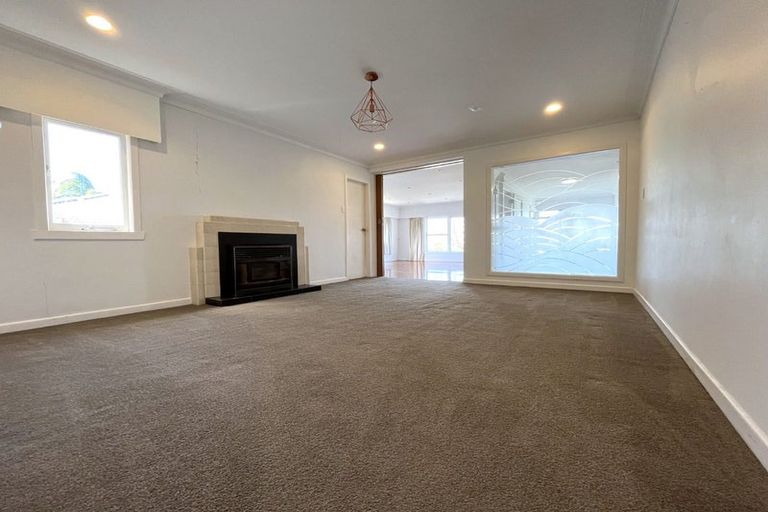 Photo of property in 26 Bucklands Beach Road, Bucklands Beach, Auckland, 2012