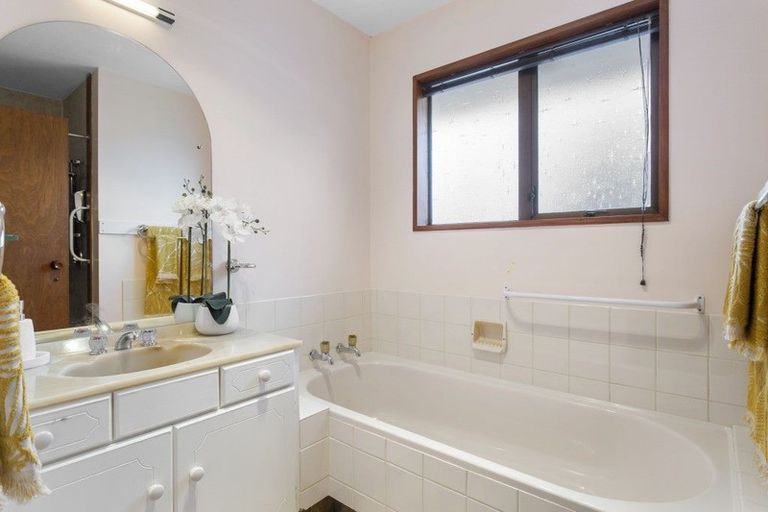 Photo of property in 51 Good Street, Rangiora, 7400