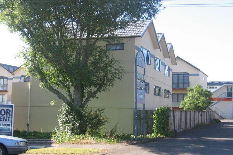 Photo of property in 17a/4 Delta Avenue, New Lynn, Auckland, 0600