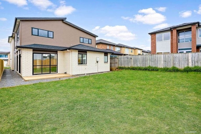 Photo of property in 5c Listack Drive, Flat Bush, Auckland, 2019
