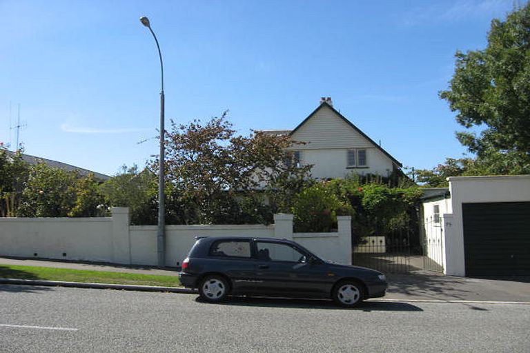 Photo of property in 75 Avenue Road, West End, Timaru, 7910