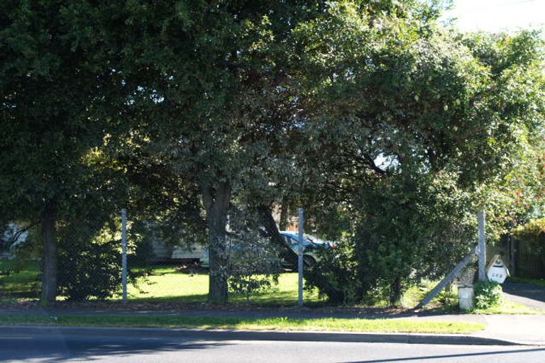 Photo of property in 261 Massey Road, Mangere East, Auckland, 2024