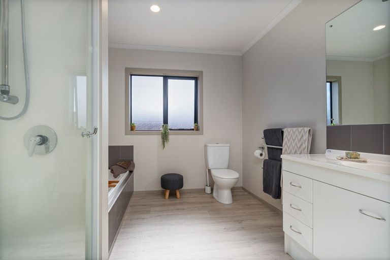 Photo of property in 13 Cobham Lane, Whitianga, 3510