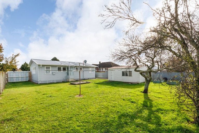 Photo of property in 39 Clausen Street, Takaro, Palmerston North, 4412
