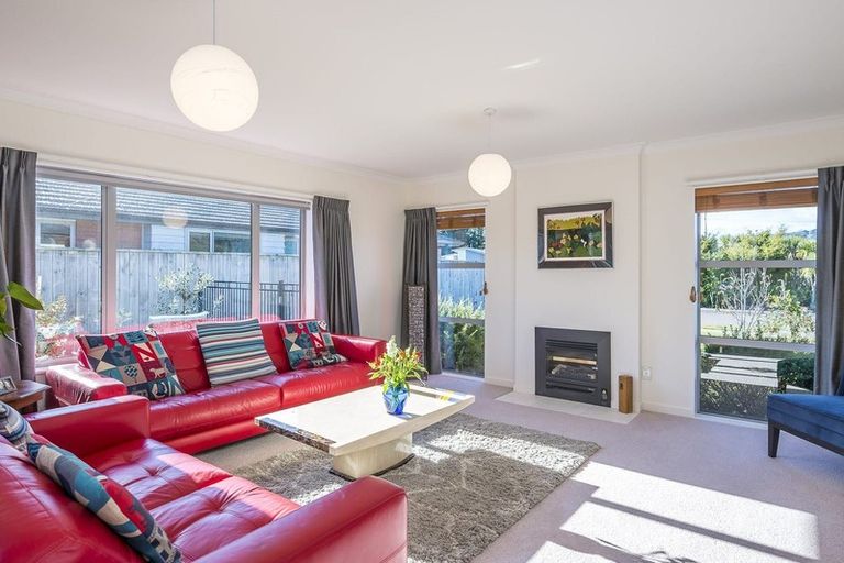 Photo of property in 14 Petrel Close, Paraparaumu Beach, Paraparaumu, 5032