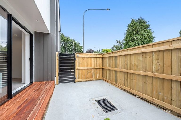 Photo of property in 354e Fergusson Drive, Heretaunga, Upper Hutt, 5018