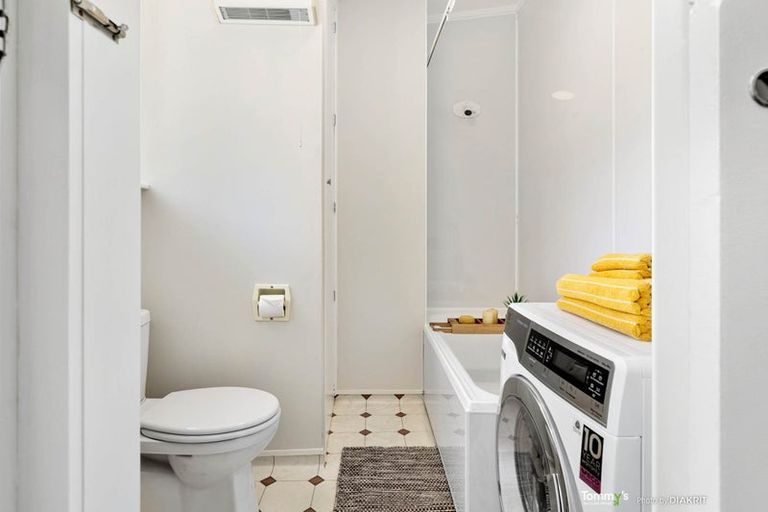 Photo of property in 1/77 Collier Avenue, Karori, Wellington, 6012