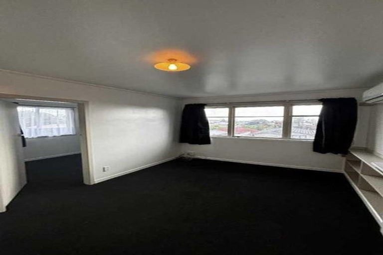 Photo of property in 4/23 Bulteel Street, New Plymouth, 4310