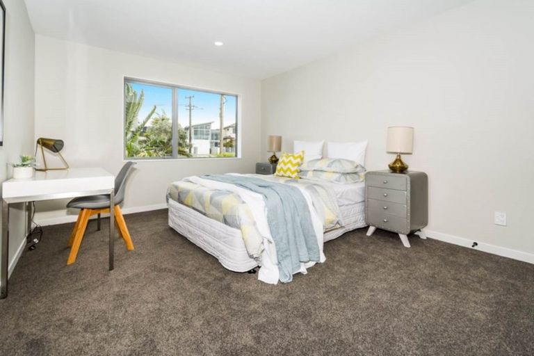 Photo of property in 19a Rangitoto Terrace, Milford, Auckland, 0620