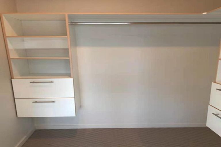 Photo of property in 10 Travis View Drive, Fairview Heights, Auckland, 0632