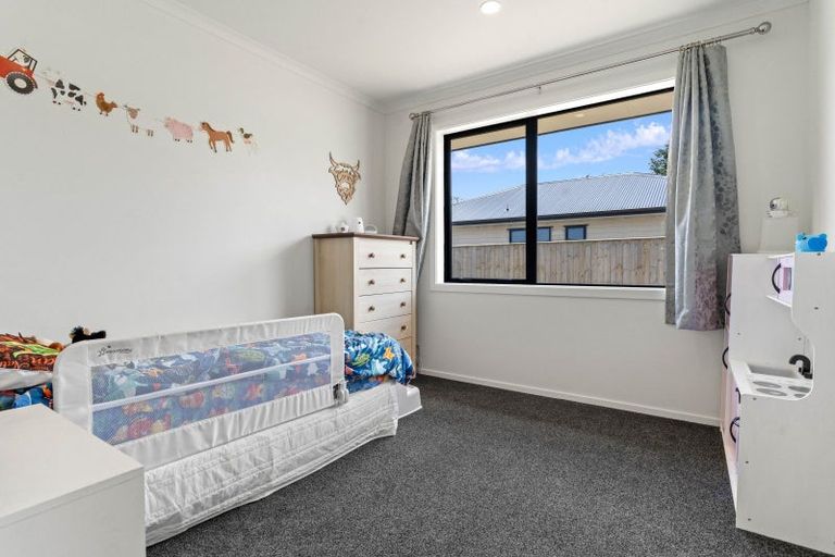 Photo of property in 24b Kempton Street, Greytown, 5712