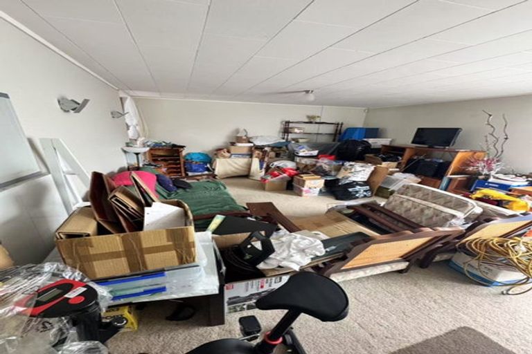 Photo of property in 65 Archmillen Avenue, Pakuranga Heights, Auckland, 2010