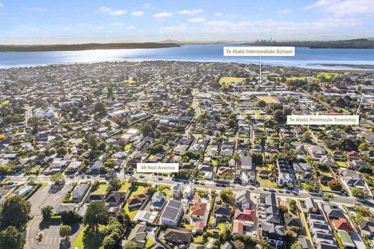 Photo of property in 49 Neil Avenue, Te Atatu Peninsula, Auckland, 0610