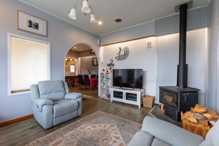 Photo of property in 55 Swinburn Street, Dannevirke, 4930