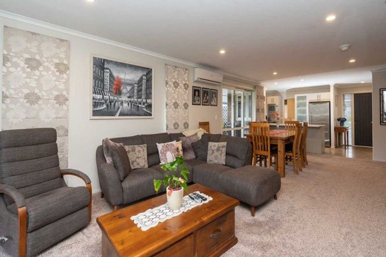 Photo of property in 15 Hancock Drive, Flagstaff, Hamilton, 3210