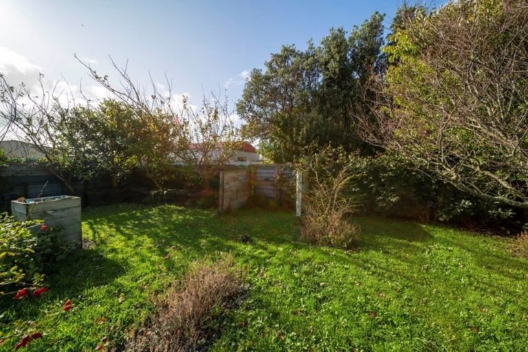 Photo of property in 48 Egmont Street, Hawera, 4610