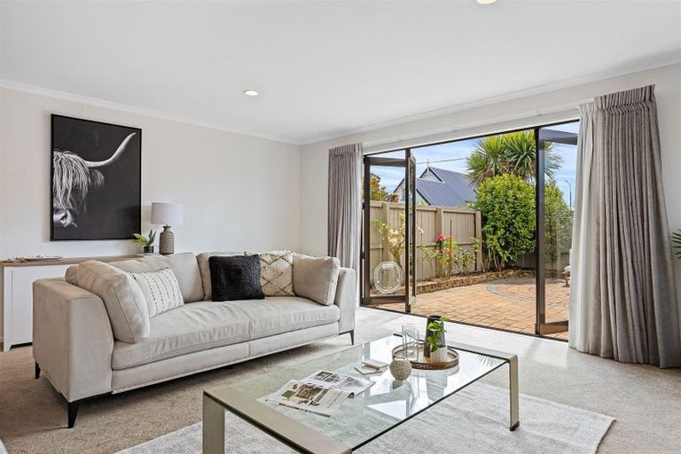 Photo of property in 4 Keoghs Lane, St Albans, Christchurch, 8014