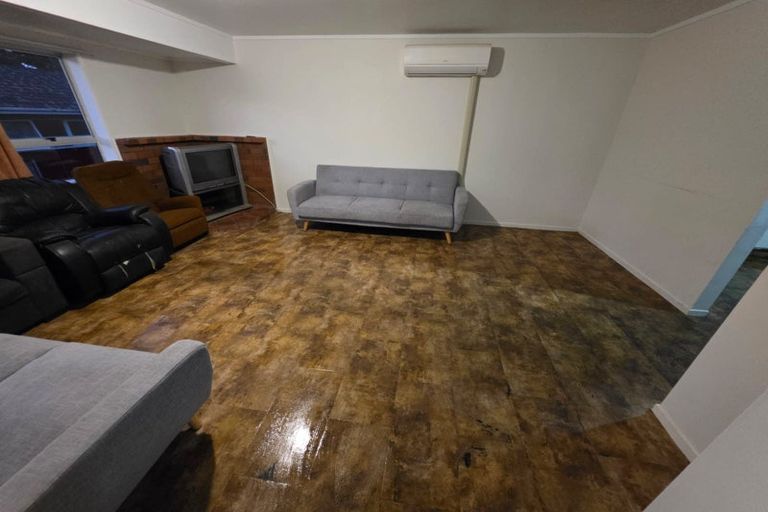 Photo of property in 30b Estuary Road, Weymouth, Auckland, 2103