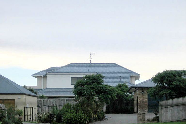 Photo of property in 323 Manly Street, Paraparaumu Beach, Paraparaumu, 5032