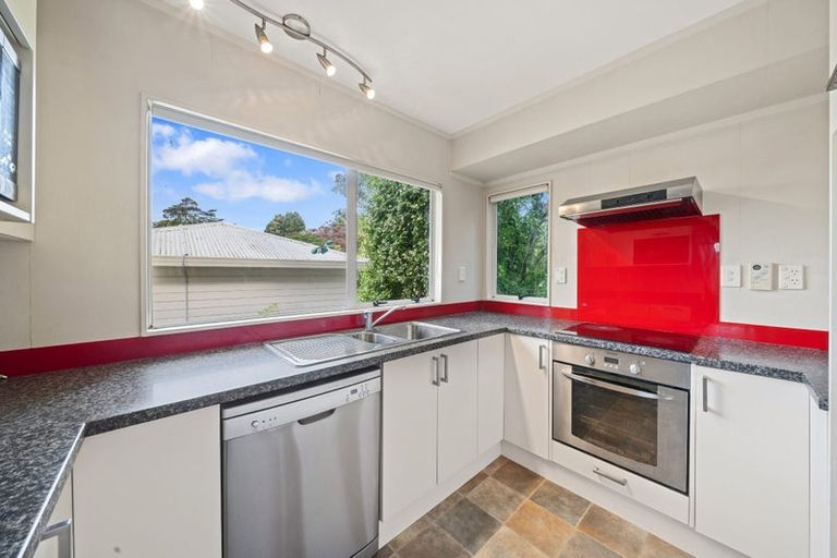 Photo of property in 2/10 Lyell Court, Clover Park, Auckland, 2019