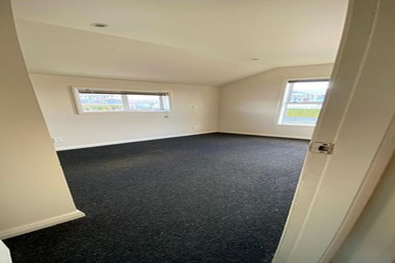 Photo of property in 39 Te Wharepouri Street, Berhampore, Wellington, 6023