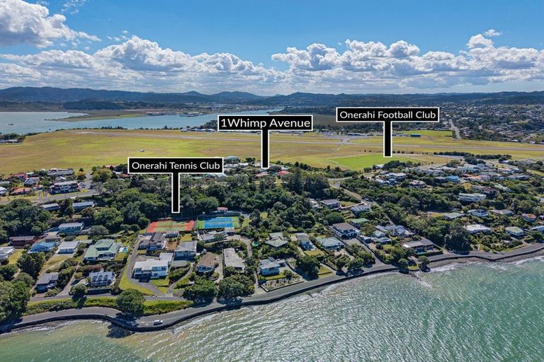Photo of property in 1 Whimp Avenue, Onerahi, Whangarei, 0110