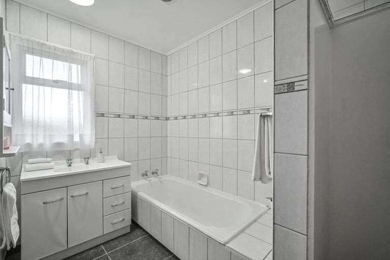 Photo of property in 503 Ikanui Road, Frimley, Hastings, 4120