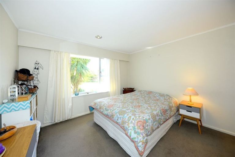 Photo of property in 18 Pahau Place, Cracroft, Christchurch, 8025