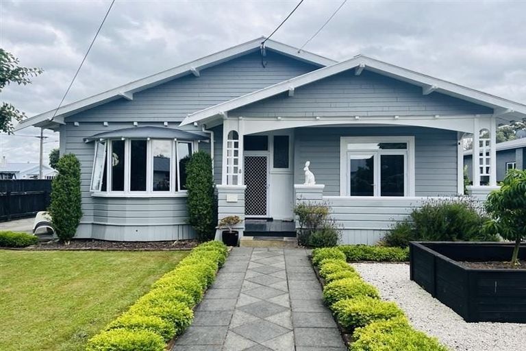 Photo of property in 8 Lyon Street, Marton, 4710