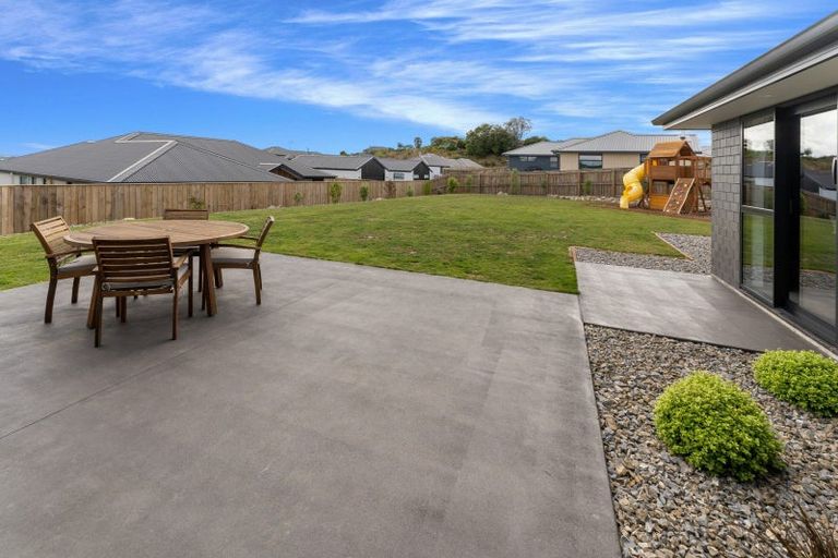 Photo of property in 66 Katania Heights, Brightwater, 7022