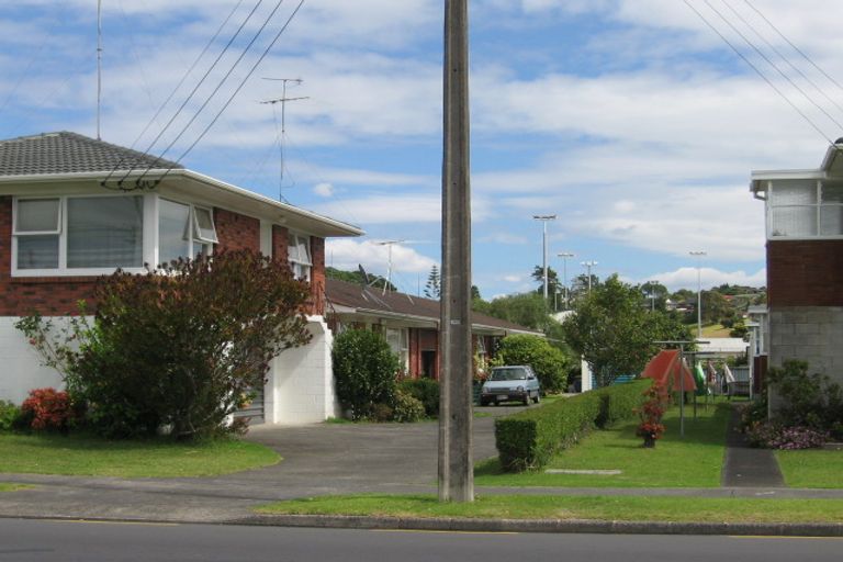 Photo of property in 3/766 Beach Road, Browns Bay, Auckland, 0630